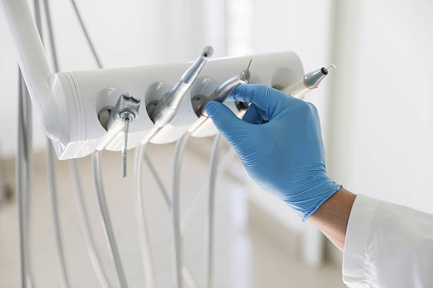 Professional Wisdom Tooth Removal technician working in Takoma Park, MD